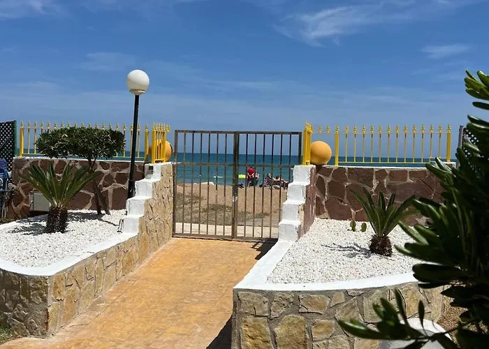 Holiday Beach شقة دينايا